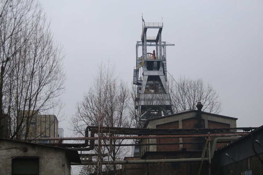 Akcja ratownicza w kopalni Bielszowice. Ratownicy szukają 42-letniego górnika