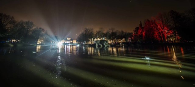 Zimowy Wieczór Światła w Łazienkach Królewskich. Wybierz się na klimatyczny spacer z lampionami