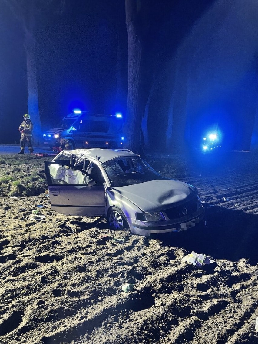 Poważny wypadek w Świeciu nad Osą. Samochód uderzył w...
