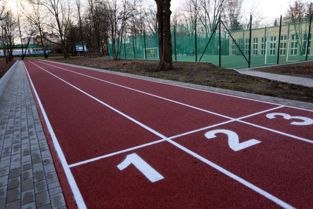 Budowa bieżni lekkoatletycznych na pewno przyczyni się do rozwoju aktywności w regionie.