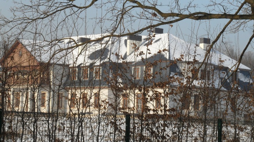 Posiadłość kurii metropolitalnej w Kobiórze