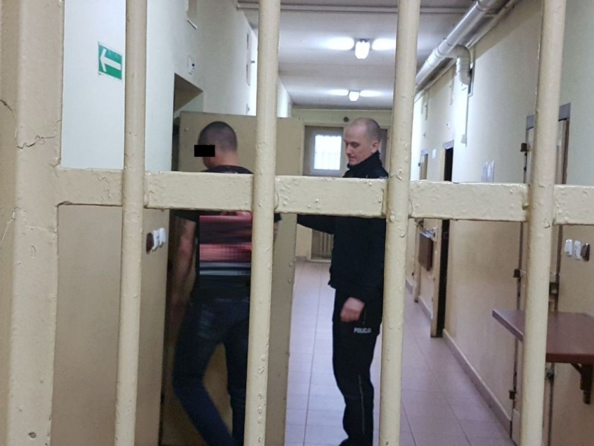 35-latek trafił do policyjnego aresztu w Inowrocławiu....