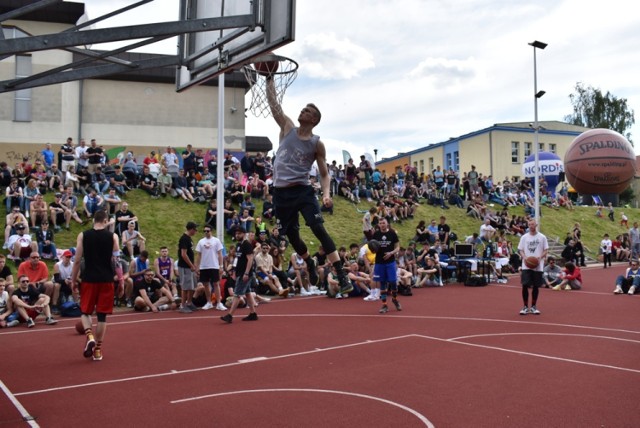 Turniej wsadów podczas KO Streetball 2019 w Krośnie Odrzańskim!