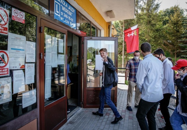 Powrót do szkół we wrześniu. Są wstępne ustalenia MEN i GIS