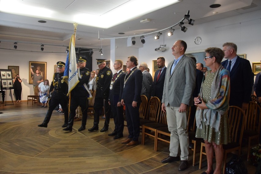 Częstochowa ma nowy sztandar. Poprzedni został przekazany do muzeum