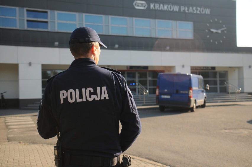 Bomba na dworcu kolejowym Kraków Płaszów. Ćwiczenia służb [ZDJĘCIA]