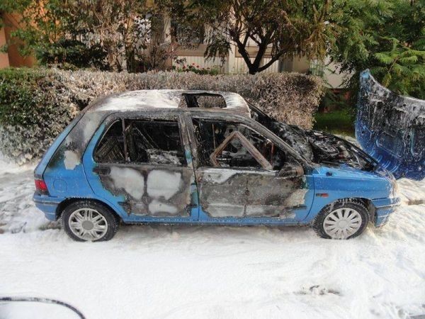 Nowy Sącz: pożar samochodu przy ul. Lambora [ZDJĘCIA]