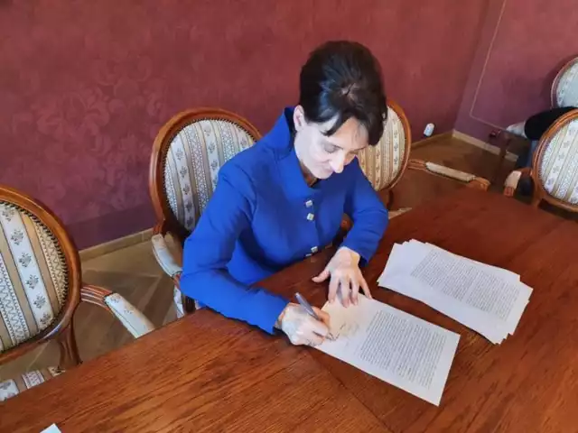 Przystąpienie Jastrzębia do SIM przypieczętował podpis prezydent miasta.