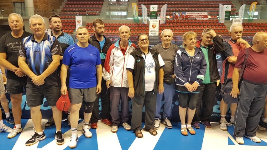 W Wałbrzychu rozegrano Mistrzostwa Polski Weteranów w tenisie stołowym