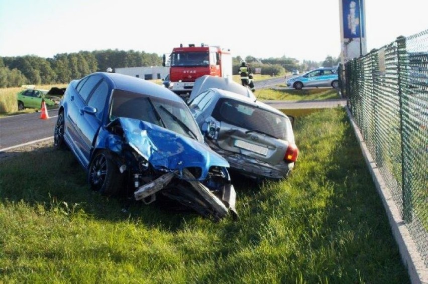 Trzy osoby zostały poszkodowane w wypadku w Dębiczu w...