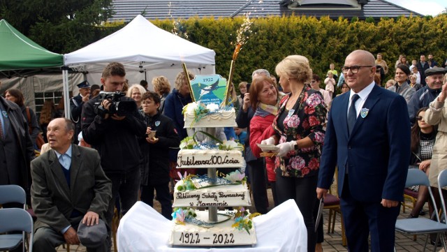 Stulecie Szkoły Podstawowej w Marzeninie „100-letni kaganek”