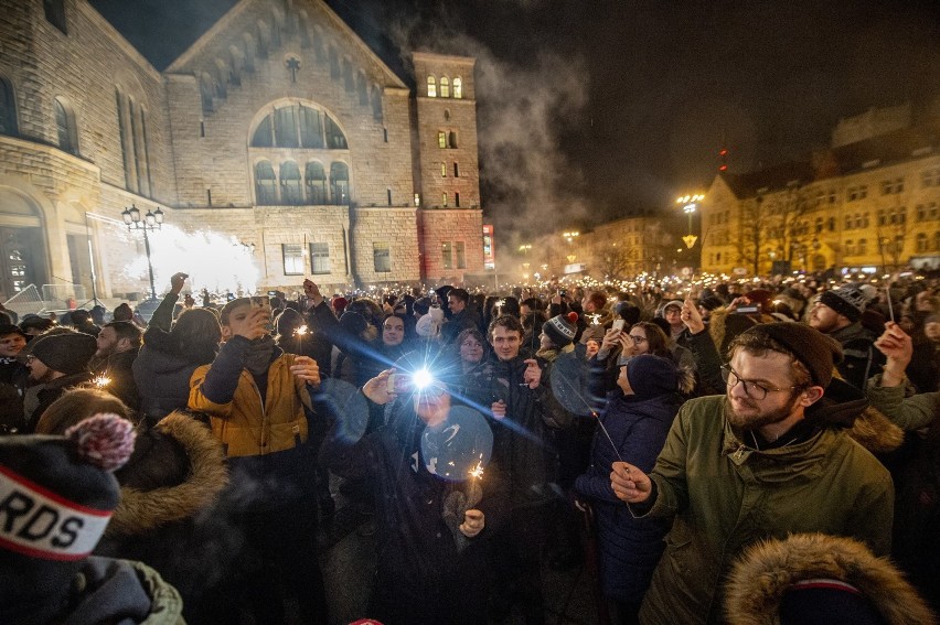 "Światełko do nieba", jak co roku, rozpoczęło się o godz....