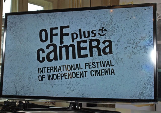 Logo tegorocznej edycji festiwalu kina Niezależnego Off Plus Camera.