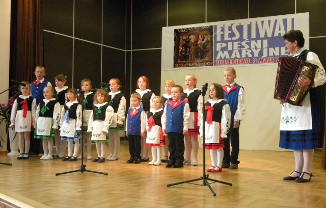 Festiwal Pieśni Maryjnej w Żelistrzewie