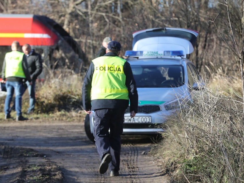 Za tragedię na przejeździe odpowiada kierowca [ZDJĘCIA]