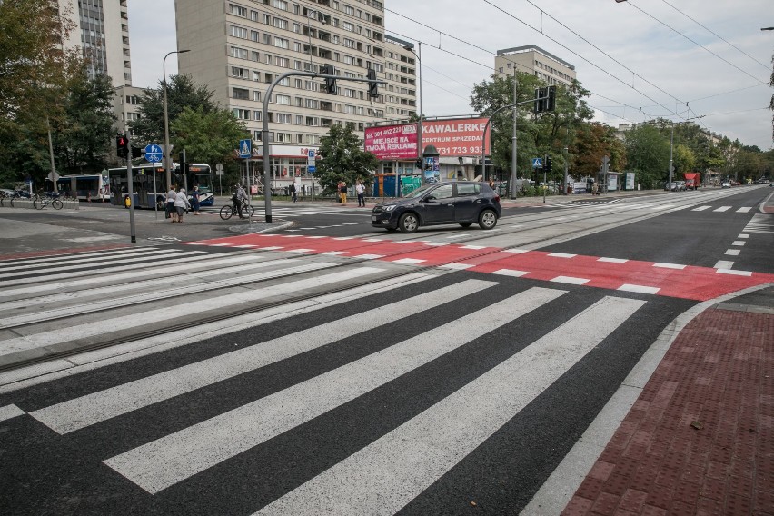 Kraków. Na ul. Królewską wróciły autobusy. Modernizacja dobiega końca