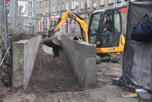 Trwa przebudowa ulicy Długiej w Raciborzu