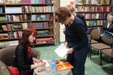 Ciekawi goście odwiedzili tucholską bibliotekę