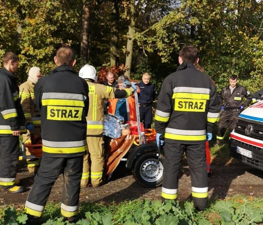 Strażacy udzielili 77-latkowi z Wołczyna kwalifikowanej...