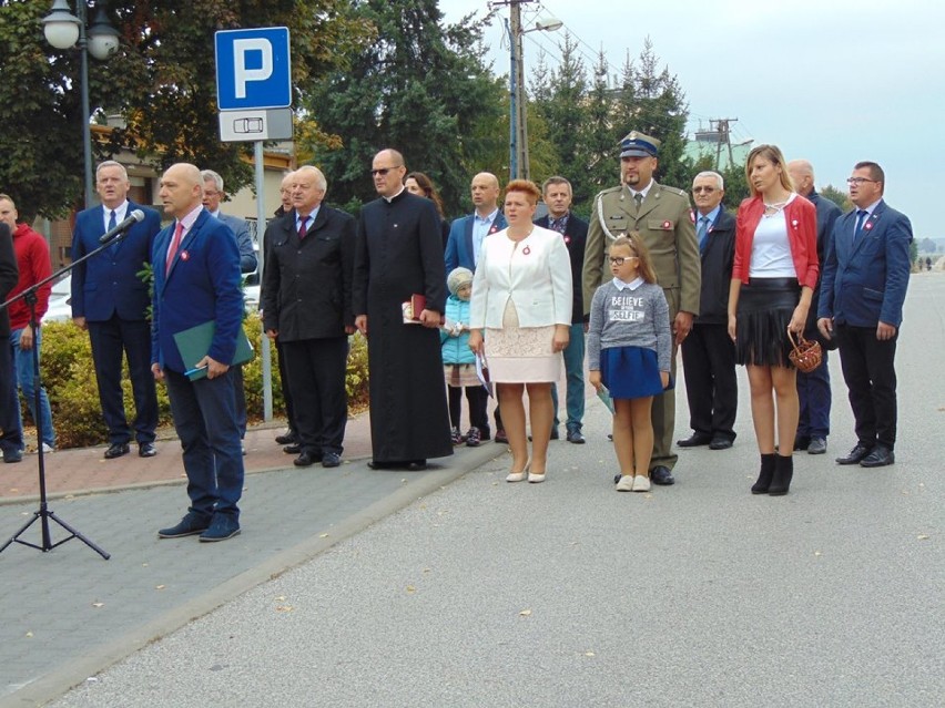 Tablica pamięci w Wyszynach. Uczczono dwie setne rocznice (ZDJĘCIA)