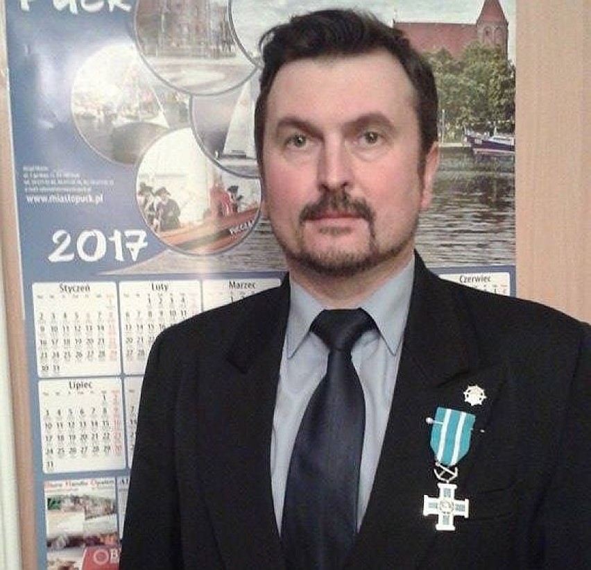 Maciej Marjański, nauczyciel z Nieszawy z krzyżem "Pro Mari Nostro" Ligi Morskiej i Rzecznej