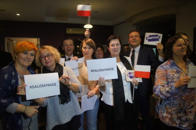 Wybory parlamentarne Radomsko 2015: Wieczór wyborczy w sztabie Milczanowskiej (PiS)