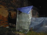 Pożar na Lipinach: w nocy z wtorku na środę spaliła się altana stojąca przy ścianie kamiennicy