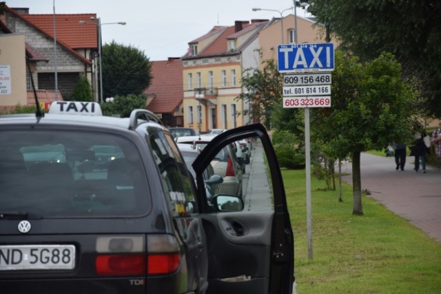 Nowy Dwór Gdański. Numery na taxi