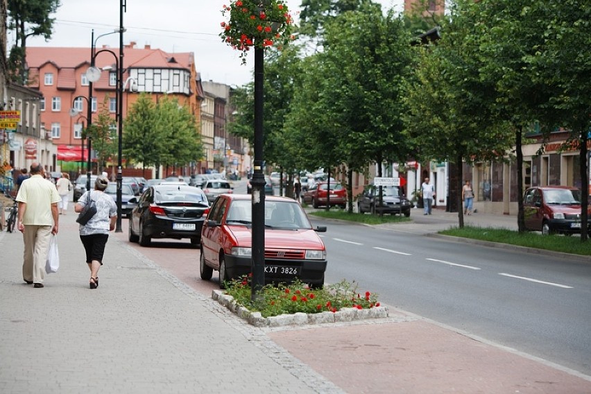 Na 8. miejscu Piekary Śląskie z liczbą 2,9 tys....