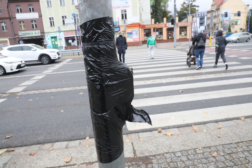 Ponownie zabezpieczono przyciski do zmiany świateł w Legnicy