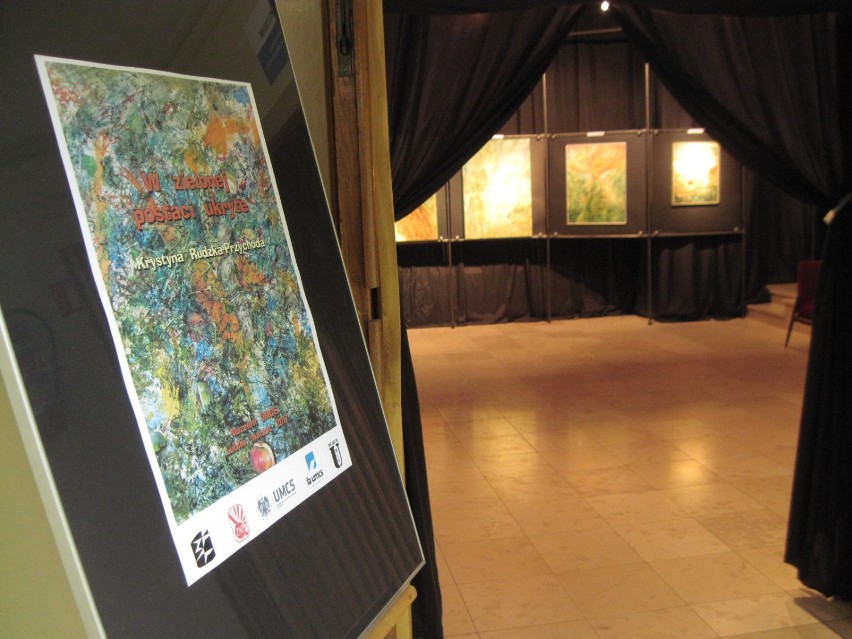 UMCS: Feeria barw na wystawie malarskiej w Bibliotece Głównej 