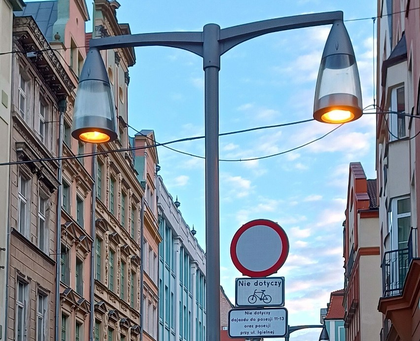Oświetlenie dróg publicznych we Wrocławiu zapewnia 43...