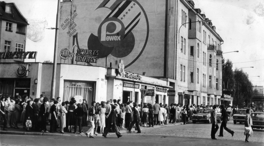 Wrocław. Restauracje, bary i kawiarnie z czasów PRL. Zobacz unikatowe zdjęcia