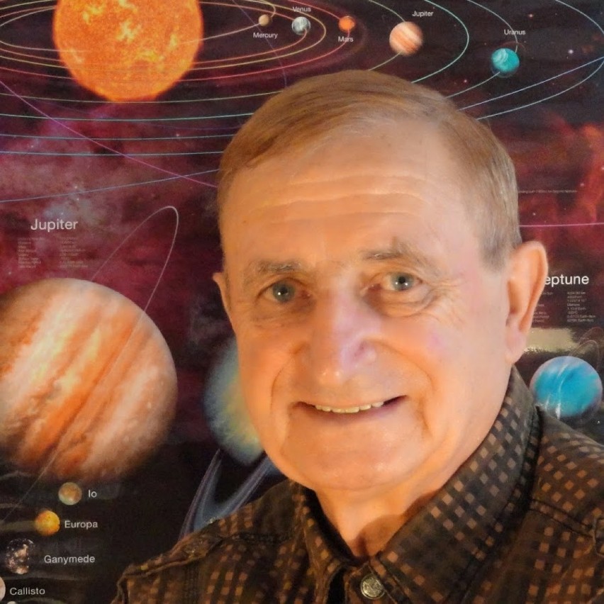 Kazimierz Błaszczak mówi, że jego głównym celem   jest popularyzacja astronomii wśród młodzieży
