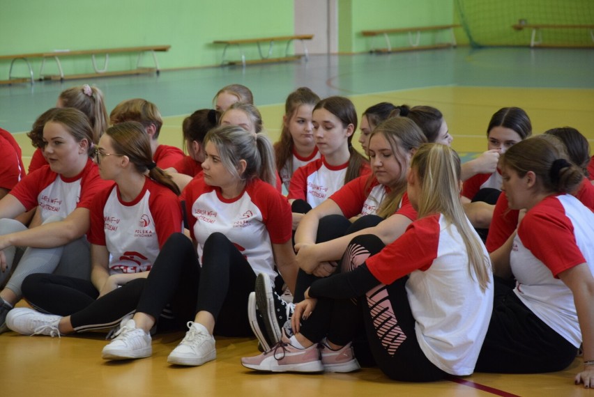 Mistrzyni Europy poprowadziła trening siatkówki z uczniami "Prusa"