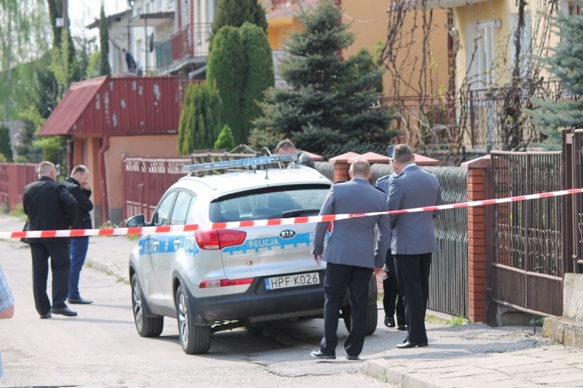 Strzelanina w Opocznie. Nożownik oskarżony o usiłowanie zabójstwa dwóch policjantów [ZDJĘCIA, FILM]