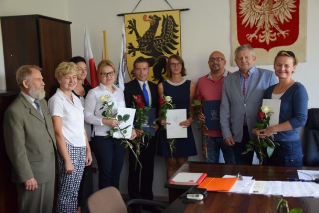 Nowy dwór Gdański. Nauczyciele z powiatowych szkół odebrali akty mianowania na wyższe stopnie zawodowe