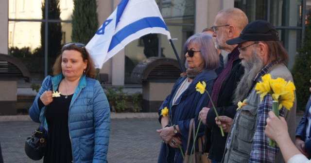 Kaliszanie uczcili 76. rocznicę wybuchu powstania w Getcie Warszawskim