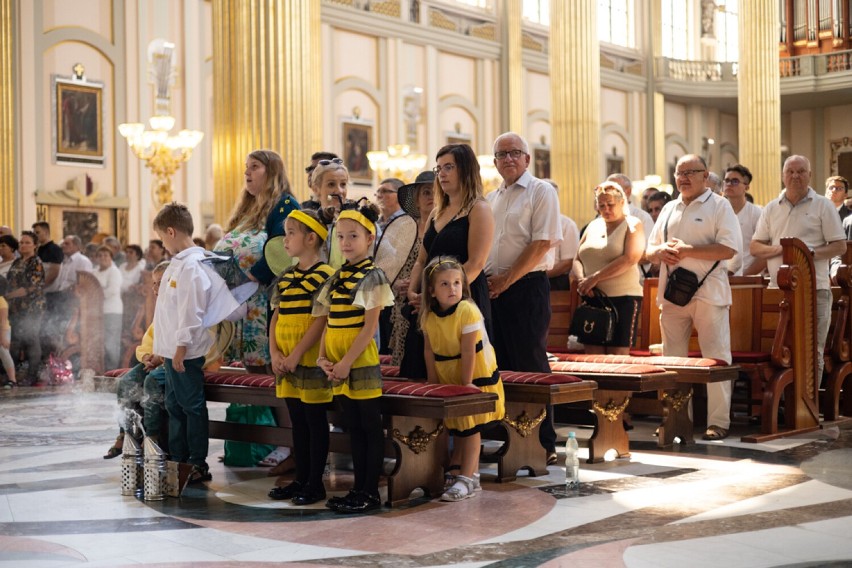 Regionalny Dzień Pszczelarza w Licheniu. „Są pszczoły, jest życie”