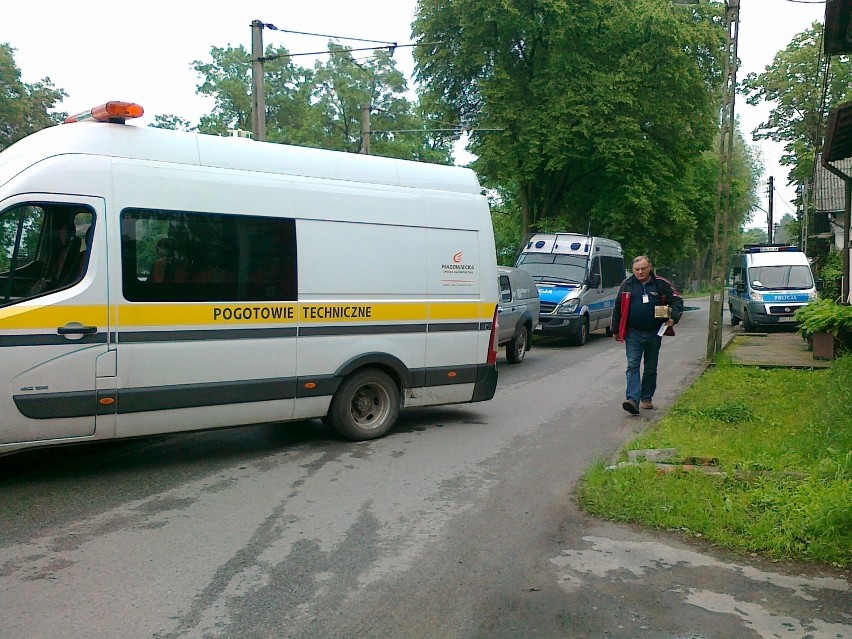 W Łodzi na ul. Plonowej wybuchł gaz. Ranni pracownicy gazowni