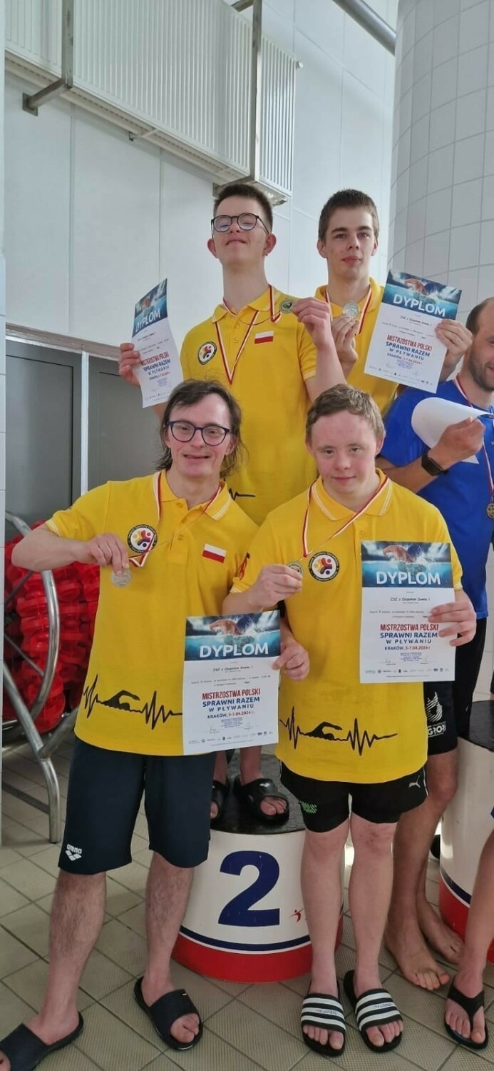 Kolejne sukcesy pływaków z niepełnosprawnością z Gubina....