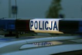 Policja w Turku: Wiozła 2-letnie dziecko w bagażniku