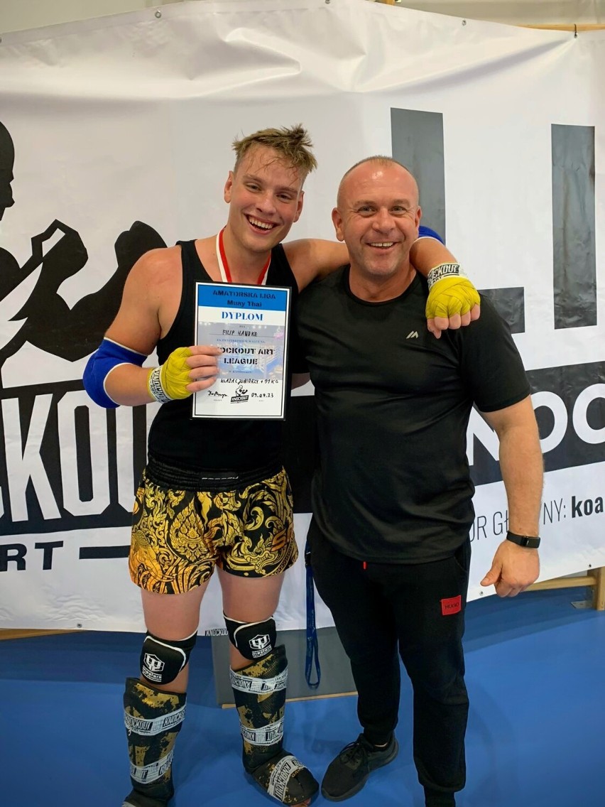 Gratulacje dla Filipa Handke za wygraną walkę z mistrzem Polski Muay Thai
