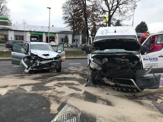 Wypadek na skrzyżowaniu ulic Powstańców Wielkopolskich i Grunwaldzkiej