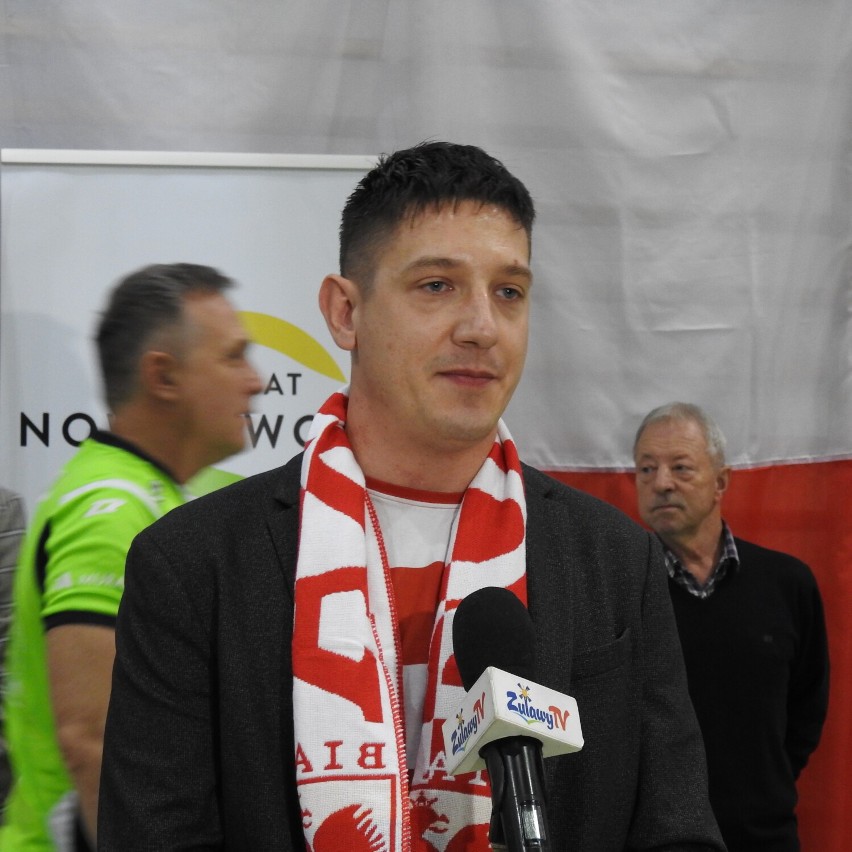 Majdan i Maserak na boisku, Szpakowski jako komentator. Biało – czerwone Żuławy na sportowym wydarzeniu