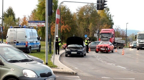 Rondo Solidarności należy do najbardziej kolizyjnych w mieście