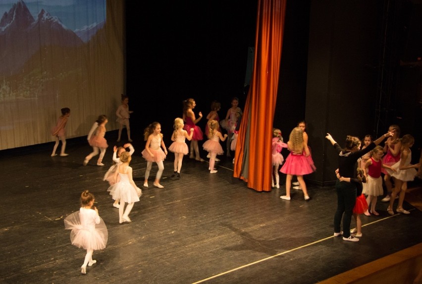 Balet "Kraina Lodu" w Tczewie podbił serca publiczności [ZOBACZ ZDJĘCIA]