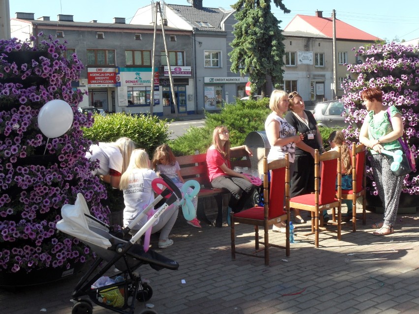 Dzień Dziecka przed Urzędem Miasta w Myszkowie ZDJĘCIA