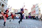 Poznań: Wycinali hołubce na Starym Rynku [ZDJĘCIA, WIDEO]