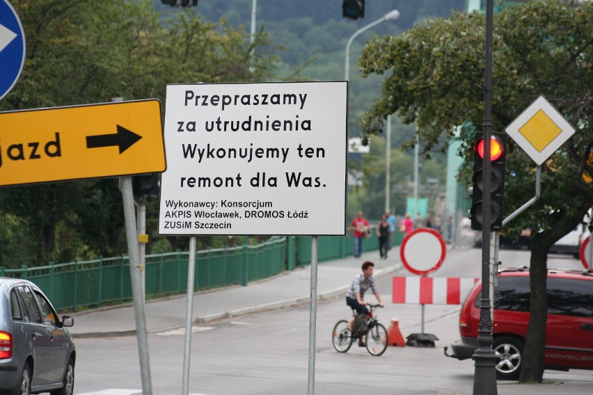 Tak wyglądały remonty mostu stalowego na Wiśle we Włocławku...